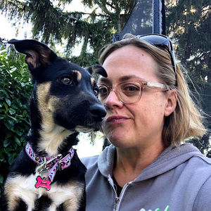 Meet your Posher, Emily